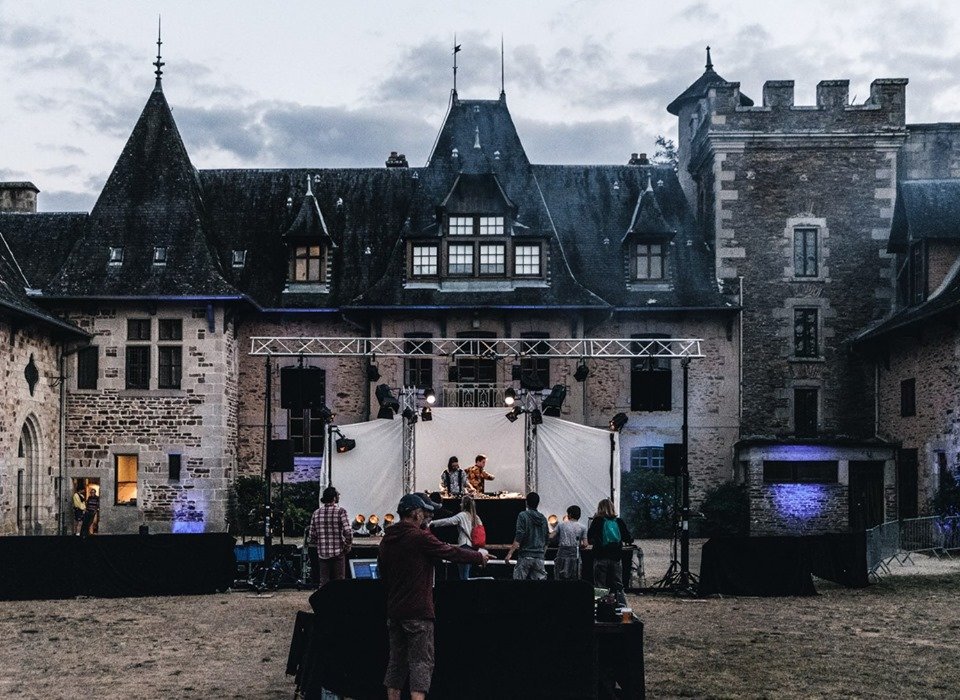 Aperoscope tweet media