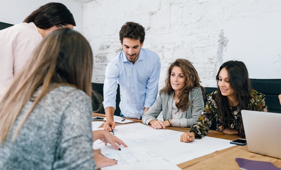 TIASNews's tweet photo. Together with #VanBerlo, the biggest Design Thinking agency of the Netherlands, #TIAS Business School offers you the method for solving complex problems. How? Check: https://t.co/41FcjGRwer https://t.co/fxGgfnVrFj