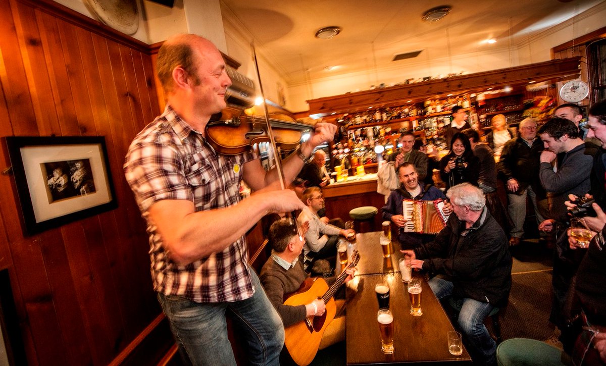 Fancy tapping your toes and singing along to folk tunes in #Scotland's best live music venues? 🏴󠁧󠁢󠁳󠁣󠁴󠁿🎶

Check out the top places to hear traditional Scottish music in our latest blog 👉 bit.ly/2YvKgMe

<a href="/whiskirooms/">Whiski Rooms</a> <a href="/GhillieDhu1/">GhillieDhu</a> <a href="/Edceilidh/">EdinburghCeilidhClub</a> <a href="/OranMorGlasgow/">Òran Mór</a> <a href="/TheCeilidhPlace/">The Ceilidh Place</a>