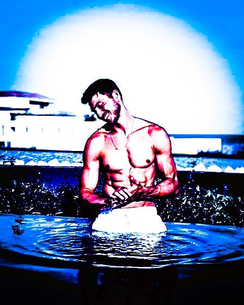 gabriellabori08's tweet photo. Goodmorning #RobFans I should have #Cin edits made soon https://t.co/RHIGWyxRij