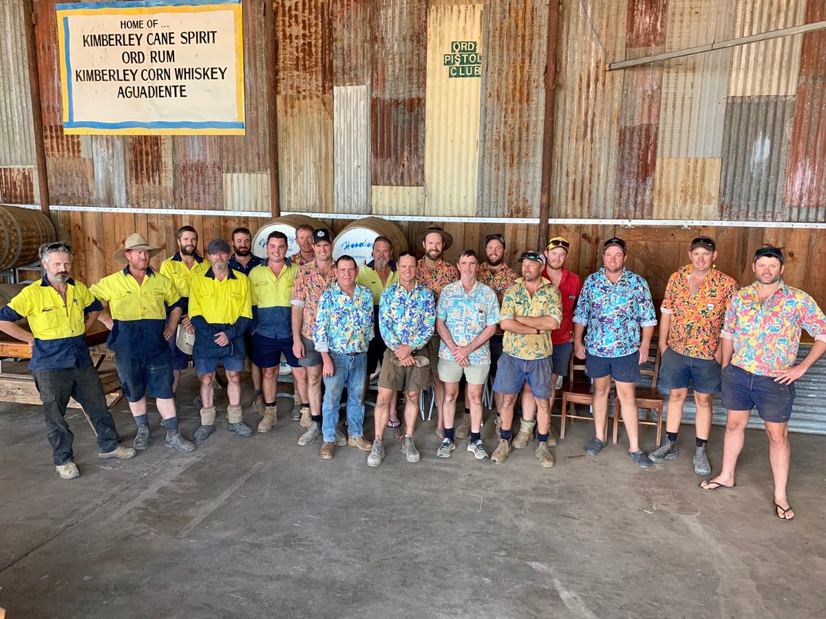 Inaugural ⁦<a href="/trademutt/">TradeMutt</a>⁩ lunch today in #Kununurra. Friday lunch at #TheHoochery to test their new corn beer and to get together for a chat before harvest starts. #ordsome #YNWA #menshealth <a href="/CWJowett/">Chris Jowett</a>⁩ ⁦<a href="/courtzfowler/">Courtney Fowler</a>⁩ ⁦<a href="/MattBrannRURAL/">Matt Brann</a>⁩ ⁦⁦⁦<a href="/ABCRural/">ABC Rural</a>⁩