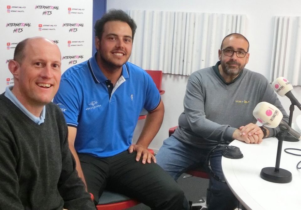 RockGolfFM's tweet photo. #RockNGolf 🎸⛳️ de #Verano | @Herranz23 otro de nuestros profesionales, fue quien nos acompañó durante el cuarto programa de la primera temporada. ¿Lo recordamos? https://t.co/lftP6MBHSt https://t.co/JDjIoW4QRw