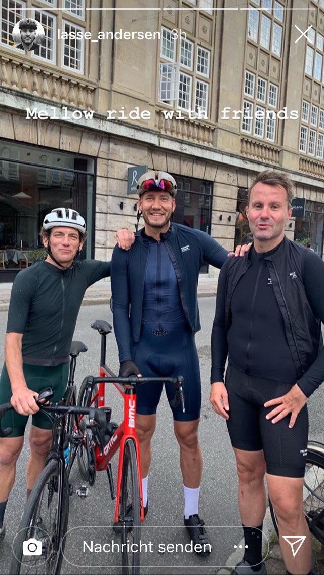 LukasRilke's tweet photo. Der Lord fährt jetzt Rennrad mit #tylerhamilton https://t.co/MJsUfiRJjW
