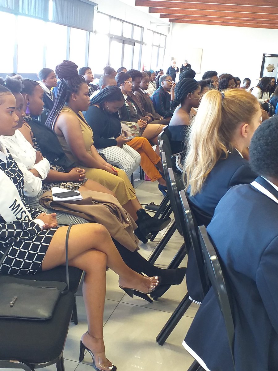 MadibazRadio's tweet photo. Our esteemed guests include Miss Freahette @megz_mopp and our local high schools represented by two girls each.
#RoadToIntervarsity19 #ECIntervatsity19 #WomensMonth2019 #WSUSRC #RUSRC #UFHSRC #MadibazSRC https://t.co/X1b7uDKrGS