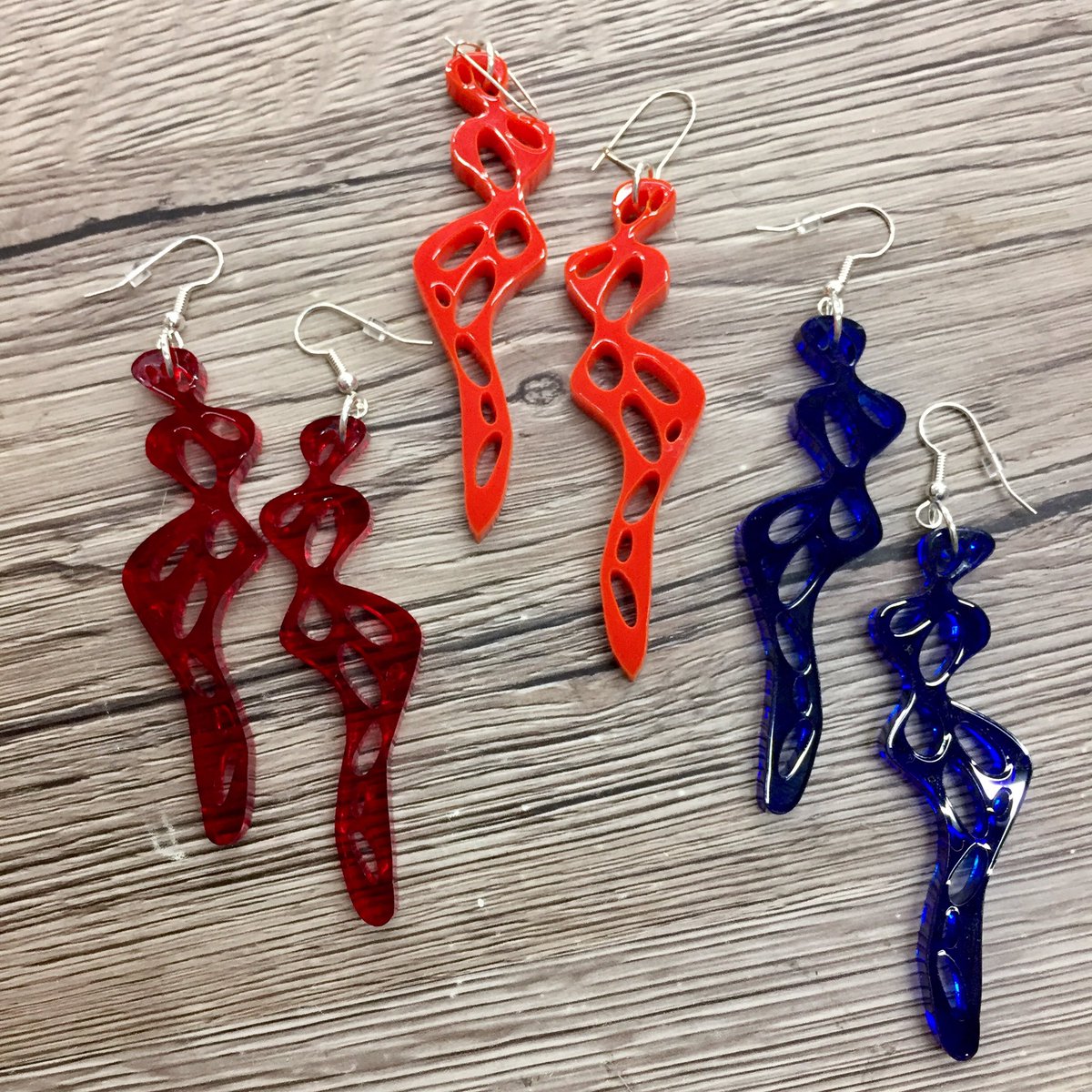 infusionunit14's tweet photo. 🔥 🔥🔥🔥

These @SueCaulfield6 earrings are hot property at the moment! 

Get yours from @infusionunit14 in @TrinityMarket1

🔥🔥🔥🔥 https://t.co/btzOO6TZFd