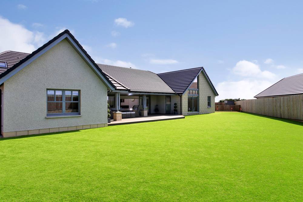 ASPC_UK's tweet photo. This week’s #MostViewedProperty is tee-rrific for any golf fanatics! The property features a putting green and spectacular views over the @WESTHILLGOLF Course: https://t.co/RU7lMrvjEQ https://t.co/rDRmwc7yKd