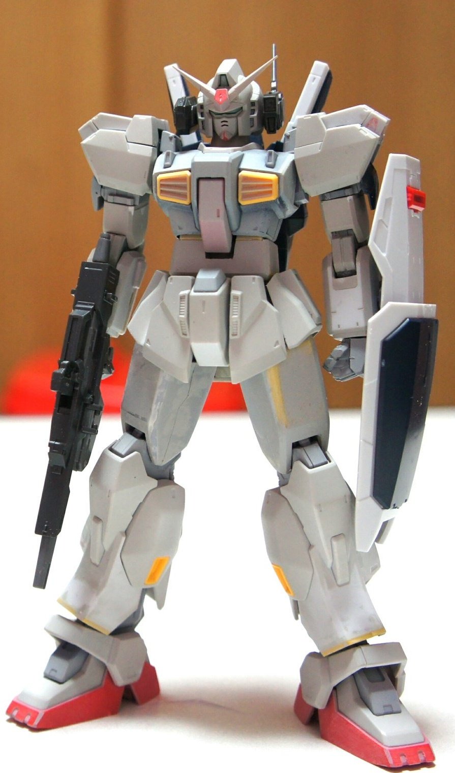 Yu Tarou ガンダムマーク もrgとhgucミキシングして理想のシルエットにしてるからニューガンダムも同じようにすると思う 結局 Rgはhg用グレードアップパーツとしか見れないんだよな T Co Txvk1rtnk2 Twitter