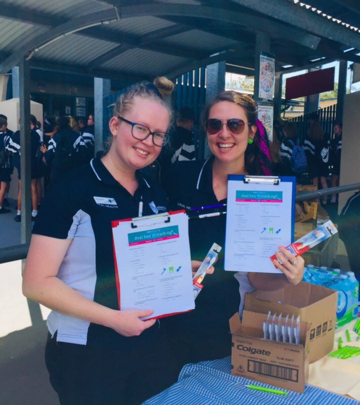 smartOHT's tweet image. 40mins, 4 @CQUni_HMAS Oral Health Students, 1 dental therapist, 2 oral health therapists, 1 @CQUni nutrition student,  1 Nurse, 1 school guidance officer &amp;amp; @Colgate supplies = an action packed pop up Dental Health Week school event in Rockhampton this week. #CQUBOralHealth