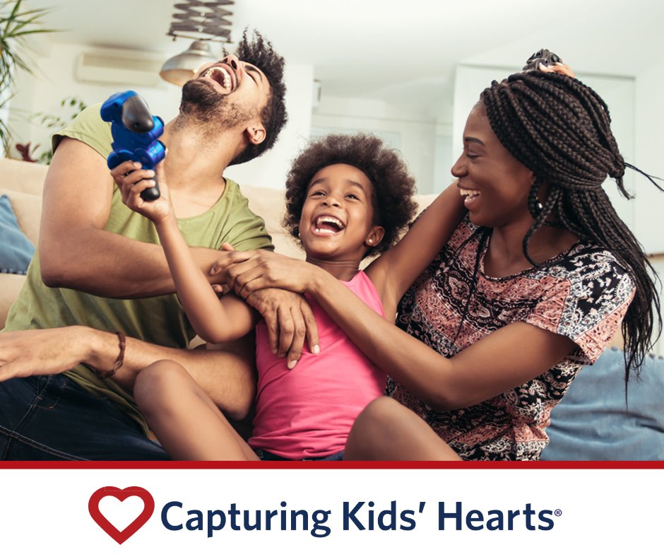 iheartckh's tweet photo. Friday Challenge: Make a special moment with someone you love this weekend!  Take the opportunity to give them one of the greatest gifts you have...your time and your attention! https://t.co/BVMtFEiwuk