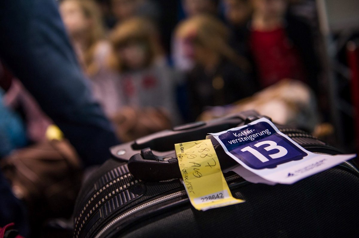 Flughafen Stuttgart Ar Twitter Veranstaltungstipp Fur S Wochenende Unser Grosses Kinderfest Spass Und Action Mit Der Toggo Tour Der Hundestaffel Oder Bei Einer Zipline Fahrt Von Eurowings Am Samstag Findet Zudem Die Kofferversteigerung Mit
