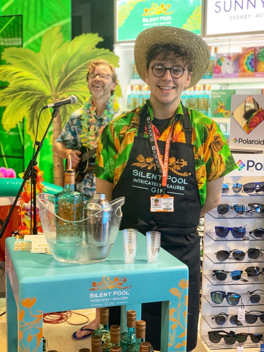 ABM_Experience's tweet image. And we’re at it again with our fabulous Ukulele players performing on the CTT #AlohaSummer Campaign at @Gatwick_Airport