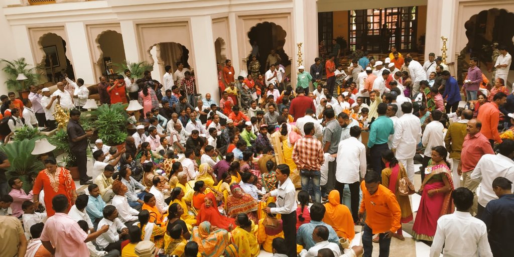 joymalabagchi's tweet photo. More than 2000 differently abled people Protested by capturing Maharashtra sadan. They demanded increased pension and housing &other facilities
#differentlyabledprotest
#fromacrossindia https://t.co/5RWYMQhyeG