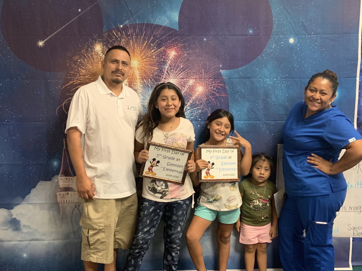 SamosetE's tweet photo. Wow! We had an amazing Open House last night! We can’t wait for the year to begin! #SamosetRocks  #IfYouCanDreamItYouCanDoIt https://t.co/NtvUrD76G9