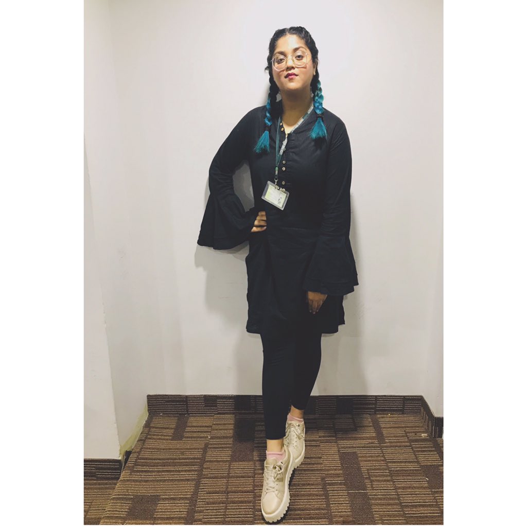 SyedaSameeera's tweet image. I usually don’t tie my hair but I think I like this hairstyle!!! #boxerbraids