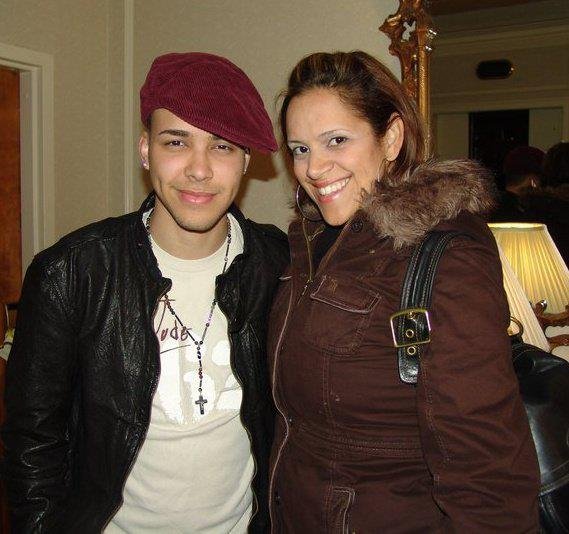HispanicAmerica's tweet photo. Geoffrey Royce Rojas, known professionally as Prince Royce, is an American singer and songwriter of Dominican descent. https://t.co/q3iZroQEK0