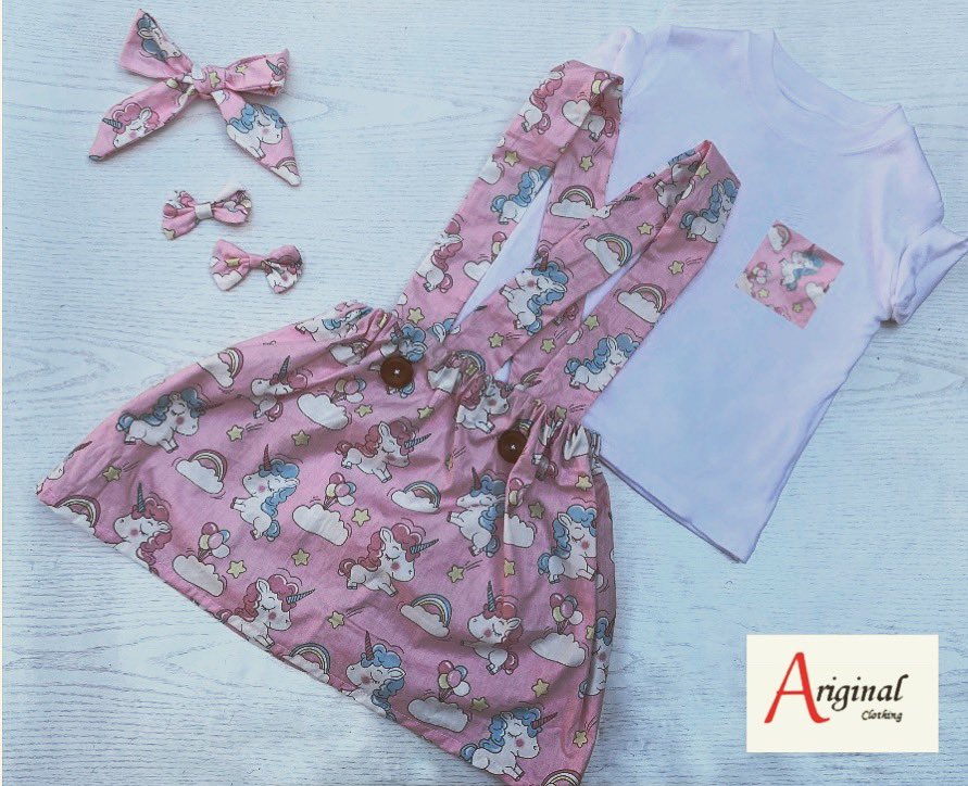Ariginalclothin's tweet photo. 💕Pretty in pink
Get the whole set for under £25!!
Handmade with love 💗
🇬🇧FREE UK DELIVERY
.
.
#unicorns #rainbows #stars #clouds #girl #girls #girly #pink #cute #love #handmade #smallbusiness #shopsmall #hairbows #prettybows #collection #dress #skirt #tshirt #ariginalclothing https://t.co/76h2dsVSlN
