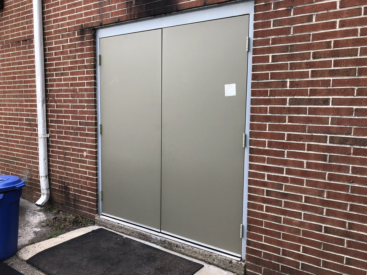 LCCrusaders's tweet photo. β
new doors on team room β
new look guidance office β
chapel cleaned ready for prayer β
new green water bottle fountain #almostseptember @LCCrusaders @LCHS_Activities @ArchPhilly @AOPS_Schools @StJudeChalfont @MMRSchool @Mater_Dei_CS @Jennife77090497 https://t.co/45BkEPlVc1