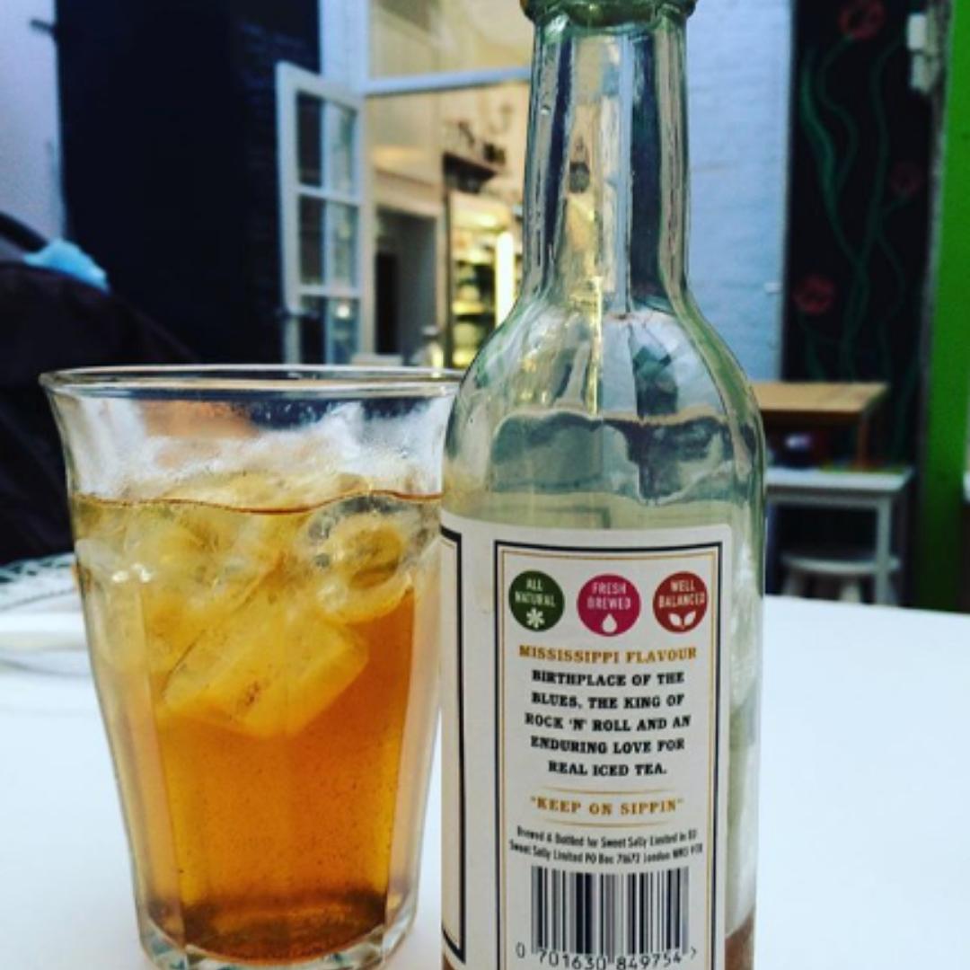 OliversCafe's tweet photo. Raise your iced-teas for Friday!  ✨✨✨ https://t.co/zeeX0KU67h