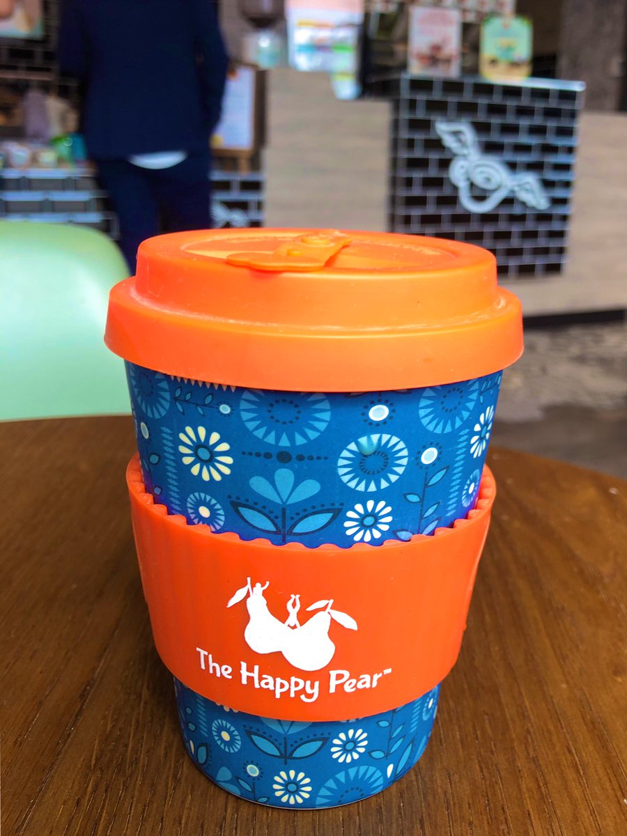 Cared4PetsLisa's tweet photo. #matchabreak #matcha #vegan #matchasoyalatte 💚 #Portmarnock https://t.co/ld6ildwmRS