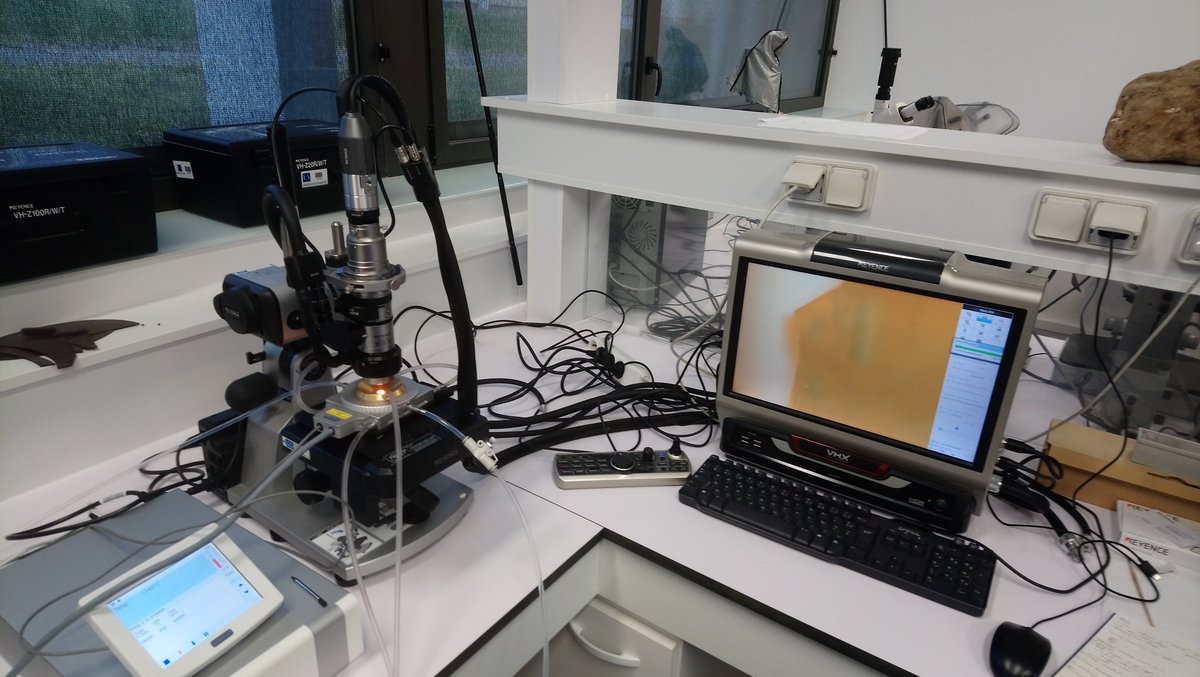 mae4lys's tweet photo. After weeks of looking for tiny inclusions in olivine crystals and studying them, I finally completed my MSc internship on Comoros magmatic system!
Surely one of the most interesting and rewarding investigation I carried out!
#Comoros #magmatism #inclusions #olivine #LPG #IPGP https://t.co/3lrQqrkFwk