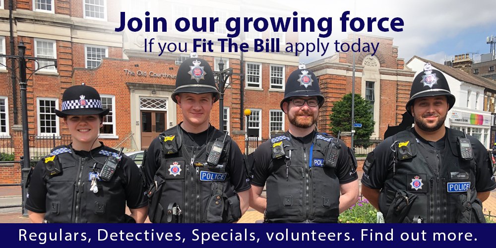 EssexPoliceUK's tweet photo. Our Essex Police family is looking for new officers to join the team. If you #FitTheBill and are looking for a varied and rewarding career apply to be a police officer today: https://t.co/0IOJXGT8Rw https://t.co/wOsRfMYIH9