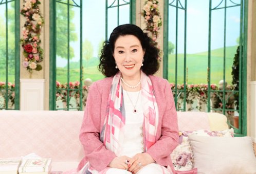 山本富士子さん19年現在の生活は 徒然なるままにpcにむかいて