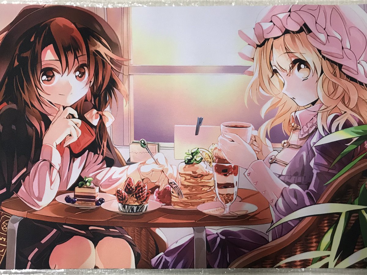 春河もえ先生による蓮子とメリーが描かれたプレイマットを入手