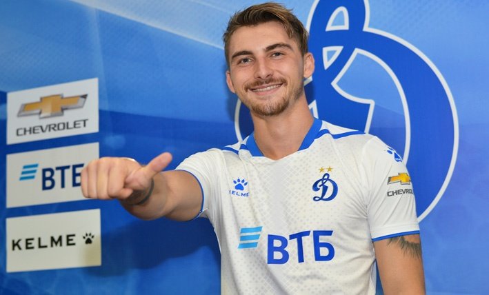 Khám Phá Maximilian Philipp – Đôi Chân Đức Đầy Khát Khao Khám Phá Maximilian Philipp – Đôi Chân Đức Đầy Khát Khao