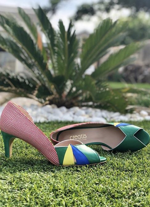 DocksVillage's tweet photo. Cendrillon est la preuve qu'une paire de chaussures peut changer une vie 🥰
Collection #creatis au Lifestore des @DocksVillage https://t.co/Pj5RwacQF1