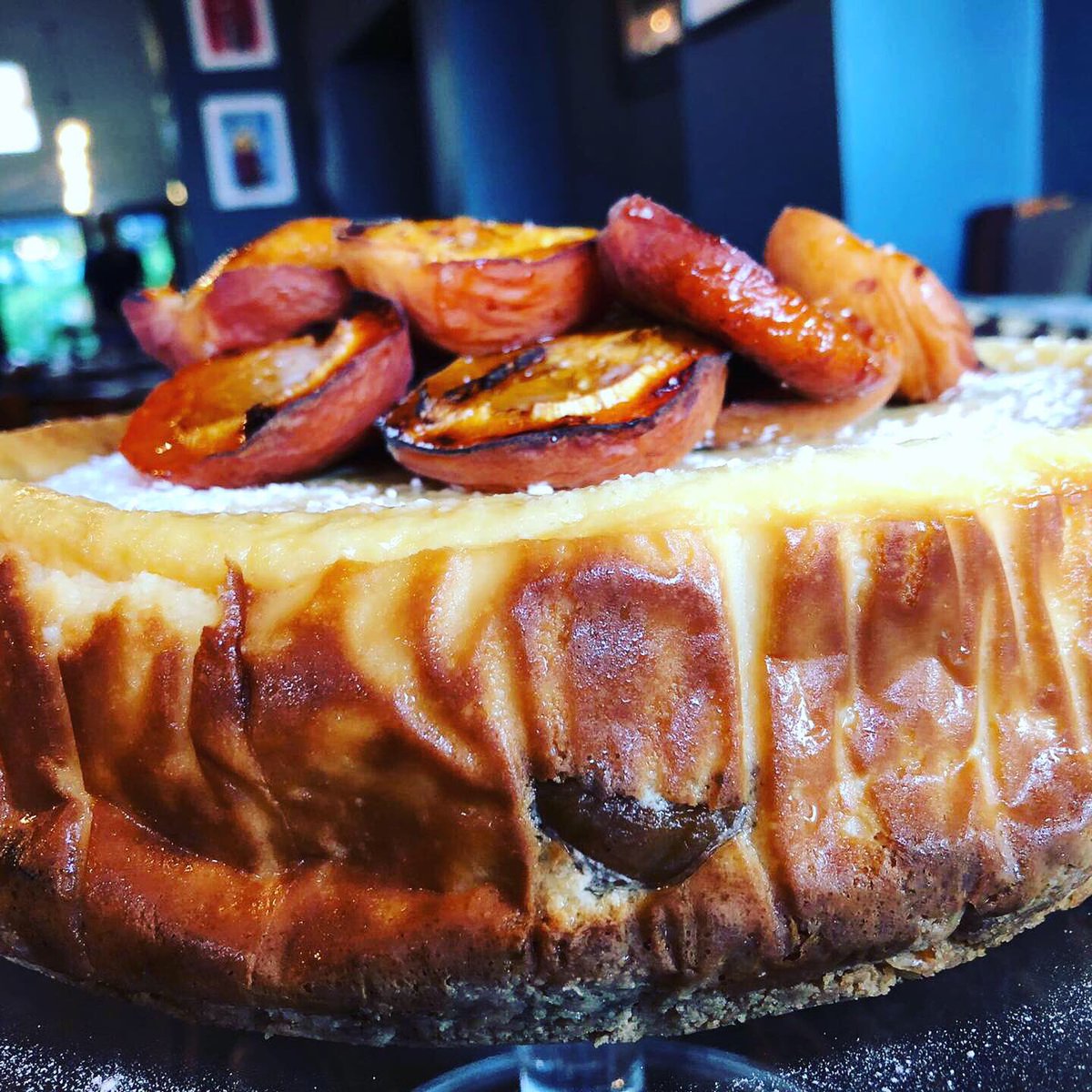 Pokusevskis's tweet photo. Brace yourselves......
Apricot and amaretto cheese cake
#HomeMade #GoZoz #Weekend #HeatonMoor #Summer19 https://t.co/nrA91t70ra