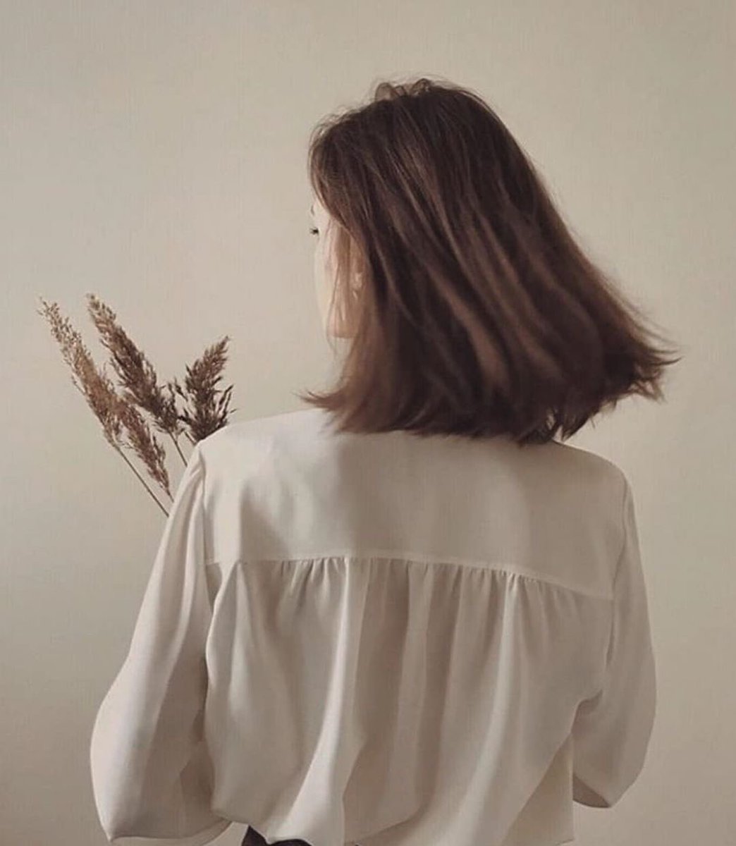 femme fatale tweet media