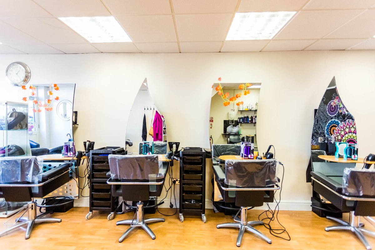 Naturells of Treorci

Having your hair done always makes you feel better!!! 

visittreorchy.co.uk/naturells-of-t…

#BusinessSpotlight #VisitTreorchy