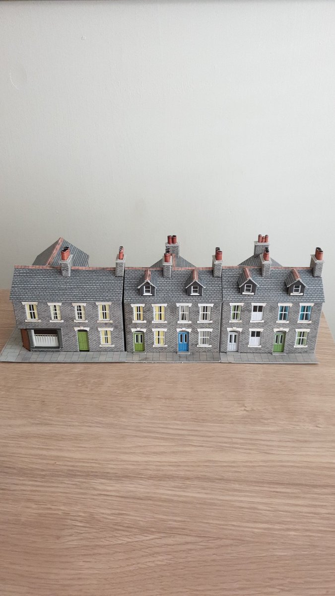 Diesel_Delights's tweet photo. @MetcalfeKits today's project is to get the buildings for our main street https://t.co/t5p74GmEej