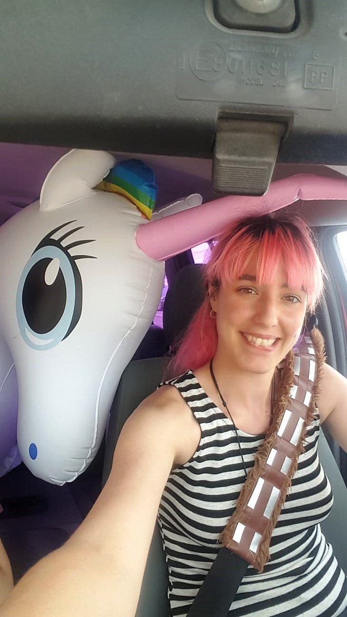 frikileria's tweet photo. Tú verás si quieres creer en unicornios o no, pero ya te digo yo que haberlos haylos...🦄🌈✌🏻
Y además con descuentazos hasta el domingo por la #KawaiiWeek 👉🏻 https://t.co/6DkULGAMe6 https://t.co/LAM7KcErUZ