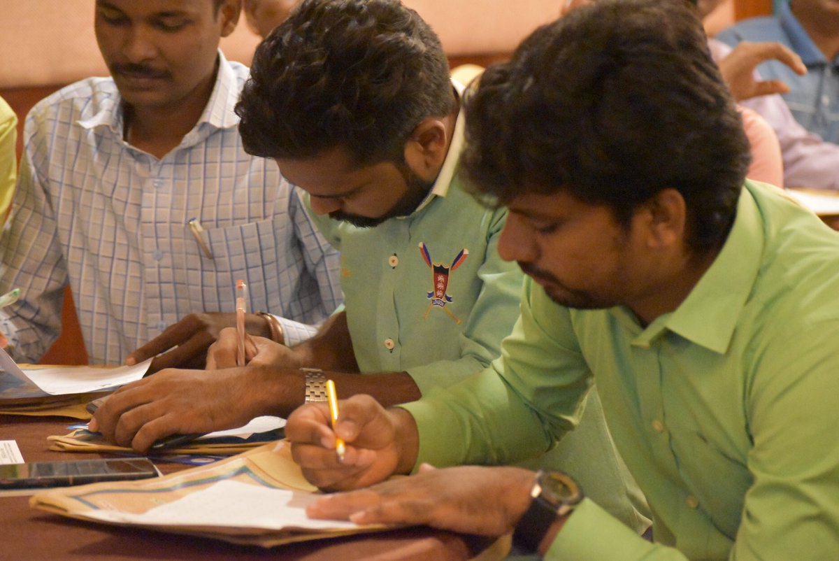 beeslp_'s tweet photo. #WARANGAL
It was the 8th city where @beeslp_ was organized. It was held on 01st August 2019 at Hotel Suprabha. More than 75 retailers, dealers and technicians attended the programme.
#BEE #VGU #D2O @beeindiadigital @VGUJaipur @Design2O @MinOfPower #RetailerTrainingProgramme https://t.co/Ey2GBZxAWk