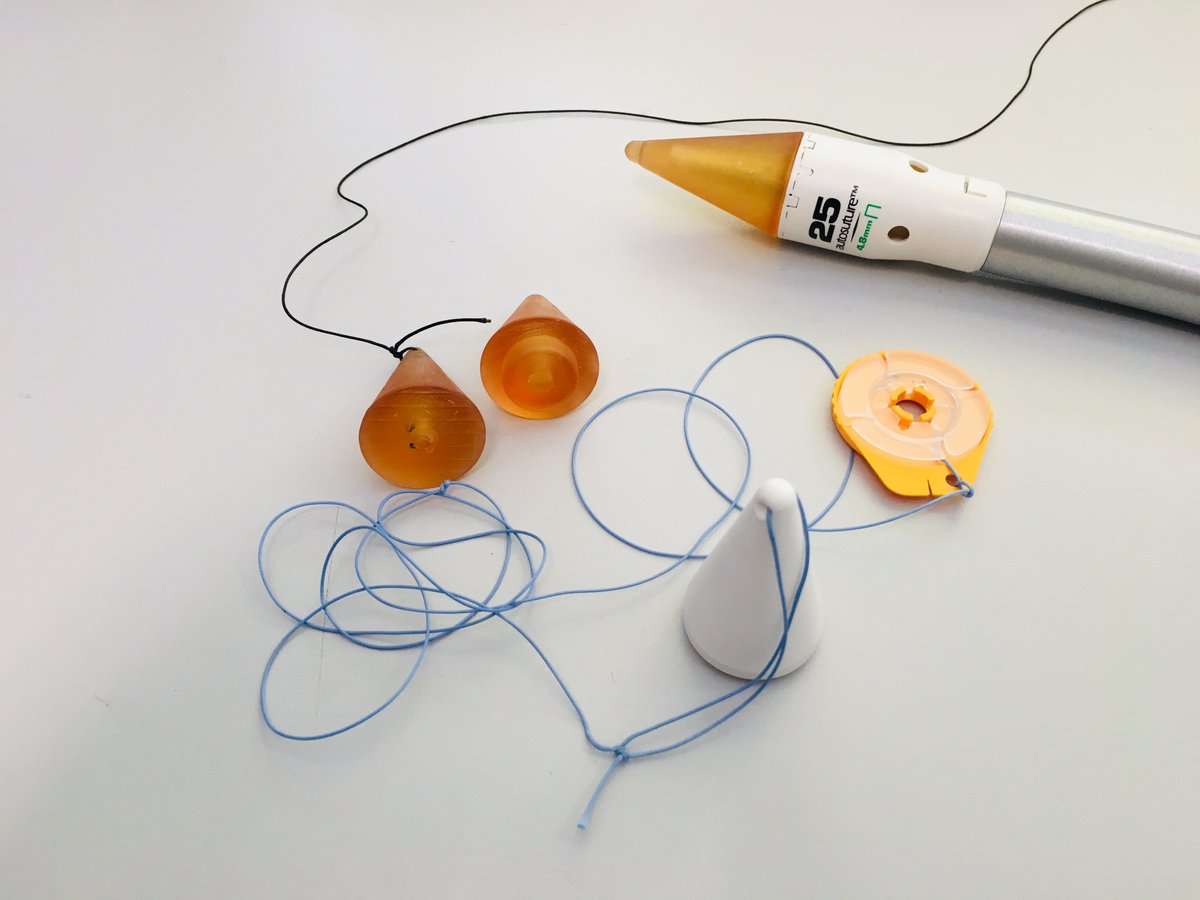3d_maranon's tweet photo. 🛠 Rapid prototyping of a surgical accessory in an in-house hospitalary FabLab. This work can only be done over several iterations of the design and thanks to the doctor+engineer direct communication. https://t.co/1umuTrP47Q