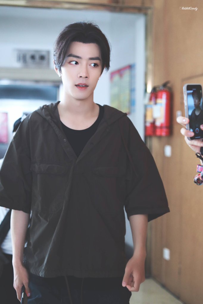 XiaoZhan1005_TH's tweet photo. เทพบุตร ใบหน้าที่สวรรค์สร้างให้ 🧚🏻‍♀️~ 《斗罗大陆》

Cr.RabbitCandy1005

#XiaoZhan #肖战 #เซียวจ้าน https://t.co/JLFwWZqorw
