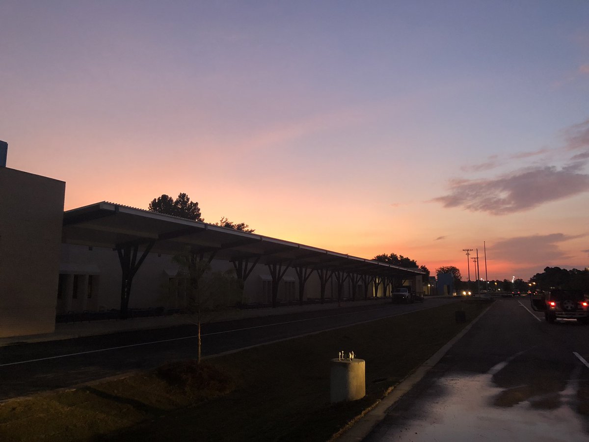 AkinMatt's tweet image. Day One!  #firstdaybestday #makewaves @GulfShoresBOE