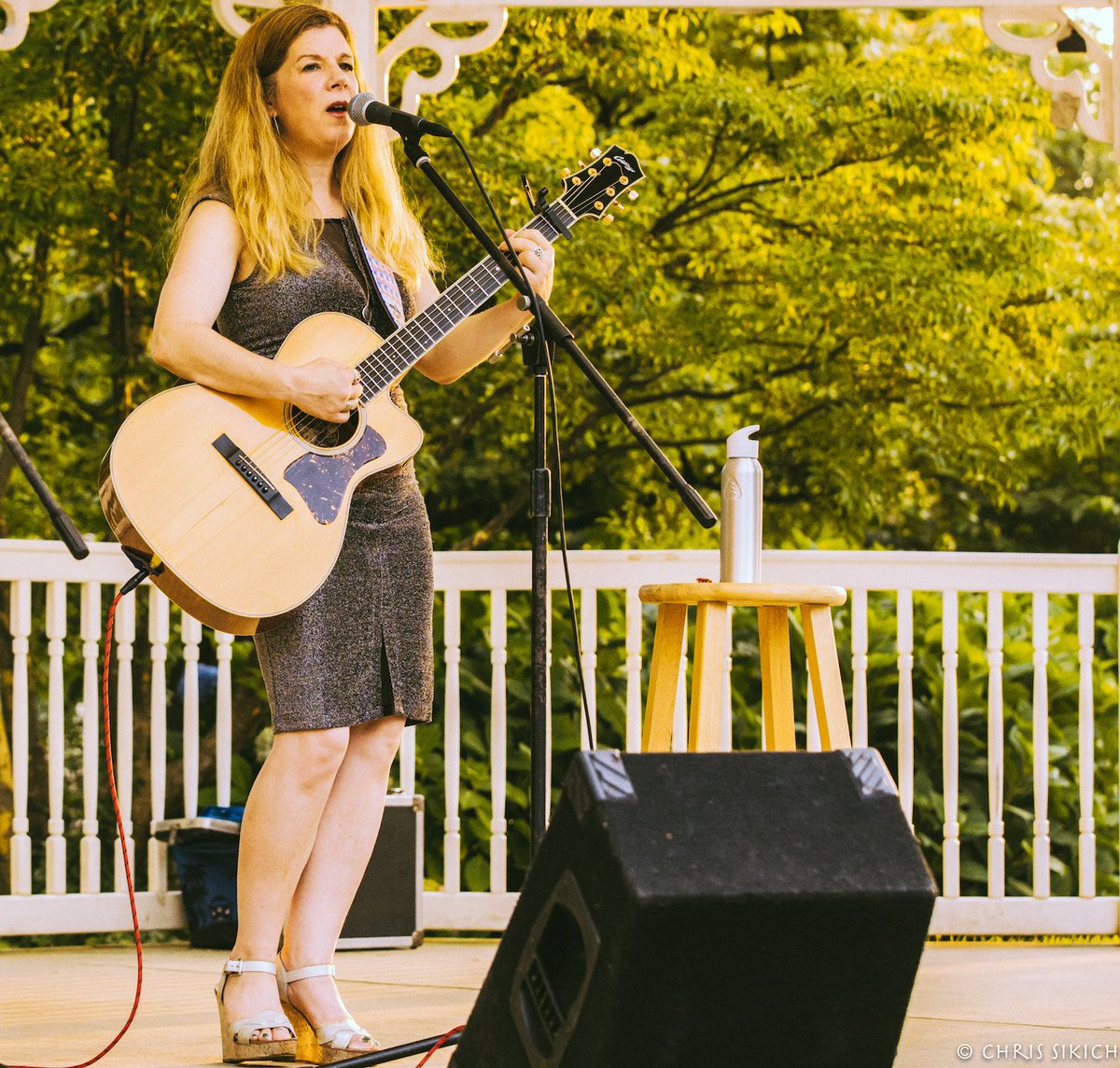 MAGNETMagazine's tweet photo. Live Review: #DarWilliams (@DarWilliamsTour) with #theNields (@NerKat) at #BrynMawrTwilightConcerts (@LowerMerionTwp). Photos by #ChrisSikich (@countfeed), words by @MJ_Fine. https://t.co/qbTvTwmXVr https://t.co/KHYFNM4MWh