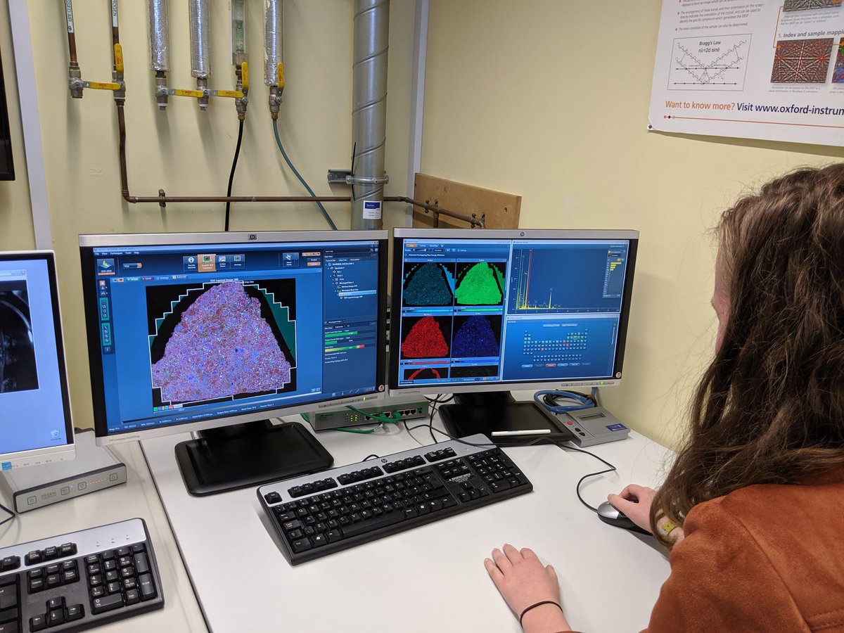 SpaceRocksAust's tweet photo. We've got a *lot* of #meteorites to classify thanks to our Nullarbor recovery team, so @PlymUni students are helping us over in the UK too. 

Becca is funded by the @RoyalAstroSoc, and is working @EMC_PlymUni on samples found back in 2013, including this chondrite... #SpaceRocks https://t.co/xVo801Mxfh