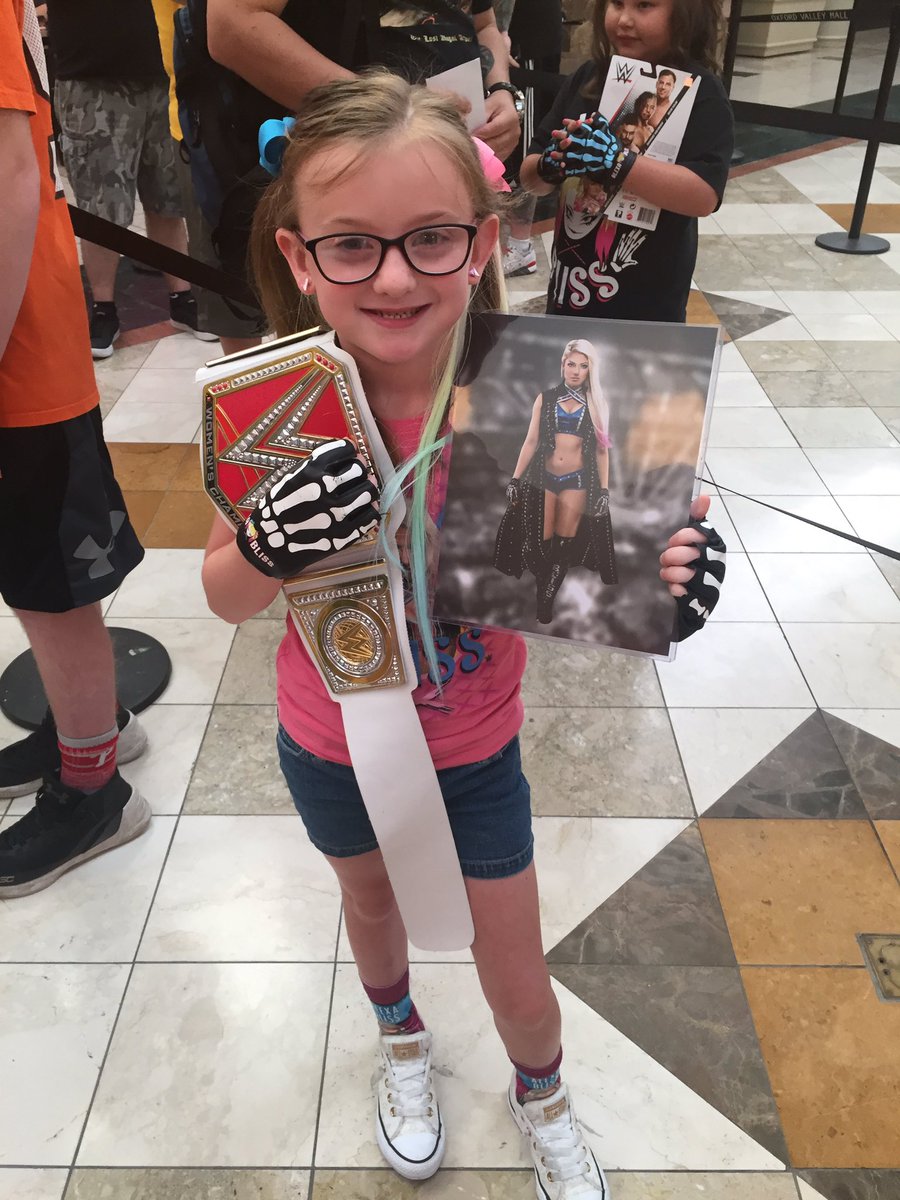 Amber_22785's tweet photo. @AlexaBliss_WWE  HAPPY BIRTHDAY TO THE GODDESS!! hope you have a great day!! Love, Brielle❤️🎂🥳🥳🥳 #bestdayever #HappyBirthdayAlexabliss #SummerSlam2019 https://t.co/musZJGexxy
