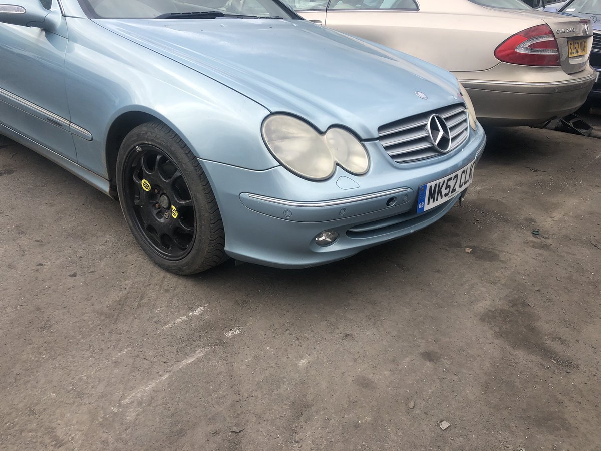 DronsfieldLee's tweet photo. #FridayMotivation record week for all @dronsfields 100 vehicles arrived in for breaking #carsforbreaking #usedmercedescarsandparts #recycling #keepingbritainclean #mercedesexports โ๏ธ03332401020 https://t.co/OruRbJLuQz