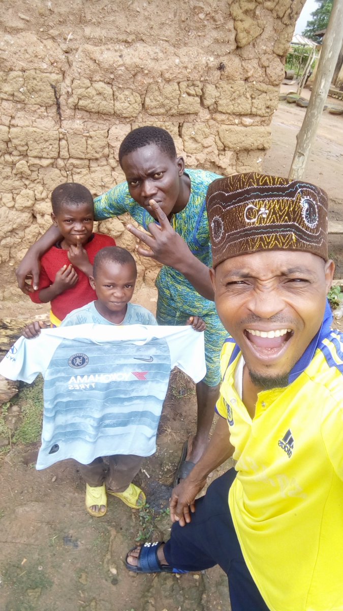 larrylad7's tweet image. Rep my club #ChelseaFC  #waveurbanner #revolutionplusproperty