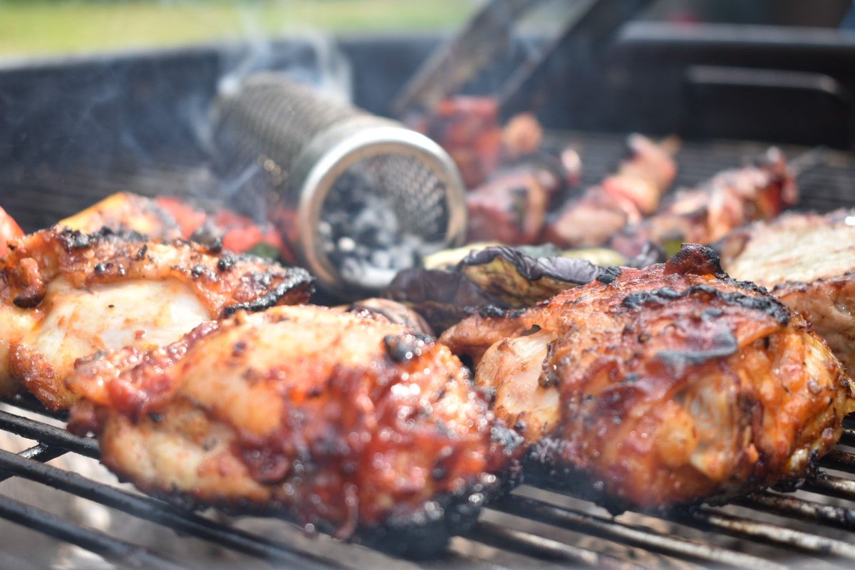 HSmoakes's tweet photo. What if you could turn your barbecue into a wood smoker and enjoy great wood smoke flavours? And what if it cost less than a steak dinner?

Order our Wood Smoke Flavouring Starter Set today: https://t.co/tXt8nxt0YP

#smokedmeat #barbecue #bbq #bbqlife #bbqlovers #food #grilling https://t.co/w9abOpVcn1