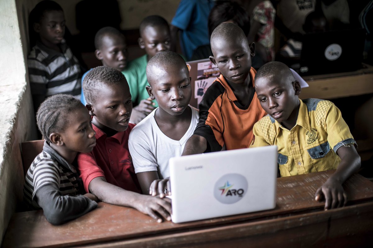 AhamRochasFDN's tweet photo. Our project 006 of the #AROEEP ICT Pop-Up was a success despite the persistent Abuja rains. 

We had a great time with the children and with the computers.
#AROEEP #ICTCreatesBetterOppurtunities #fantнastic #AROFDN #NewKuchigoroICT https://t.co/byPCmkVtr0