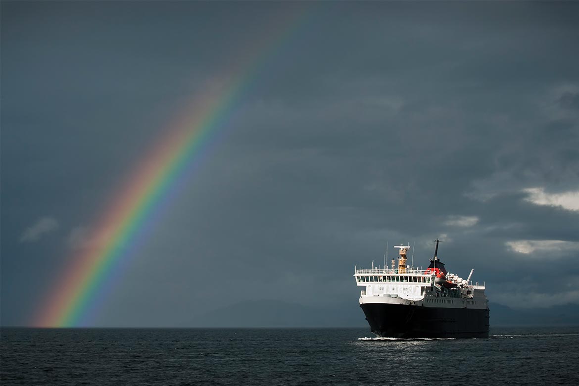 CitySecuritymag's tweet photo. How is the maritime sector responding to cyber attacks? Find out about the Maritime Cyber Emergency Response Team #MCERT in our article from @templarexecs 
https://t.co/5KGKRiGdhU https://t.co/4811Am4irx