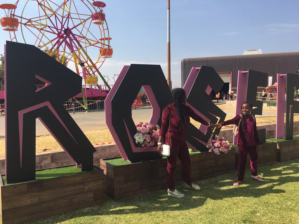 Ndunch's tweet photo. Bestie and I are out here celebrating Women’s Day #My2be #Rosefest19 https://t.co/zuUaqtLwPw