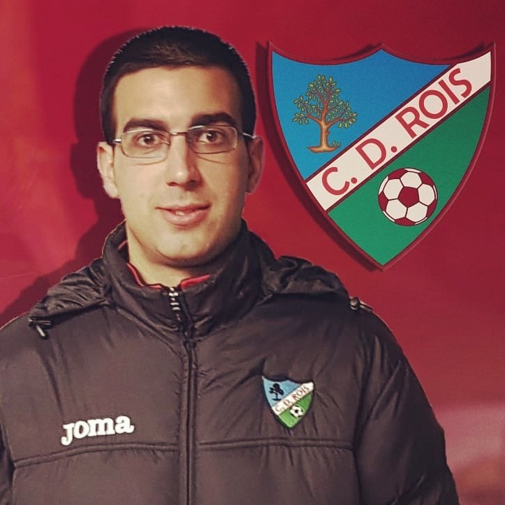 RaBraNim's tweet photo. Hoxe comezo outra (pre)temporada máis como 1o adestrador do @cd_rois. Trataremos de facer medrar individual e colectivamente ó equipo #humildade #traballo #anoIII https://t.co/JOEAFYopzT