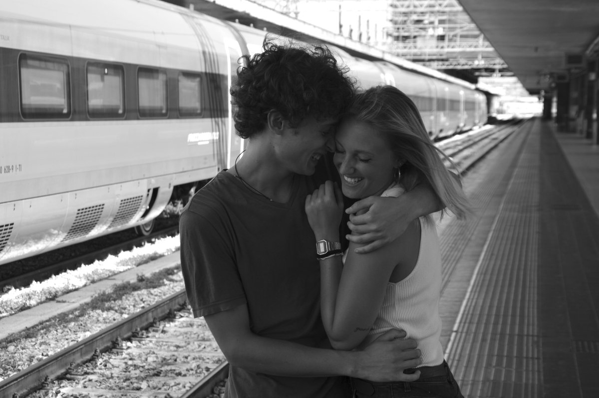 fsitaliane's tweet photo. #railwayheart di #Agosto, uno scatto per narrare l’universo ferroviario con gli occhi, il cuore e l’estro artistico delle persone.
➡️https://t.co/FRvxkbtCf2 https://t.co/S7redwSAjf