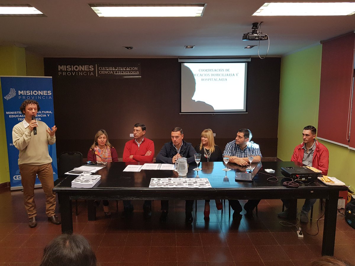 mhlton's tweet photo. Ahora presentación de las líneas pedagógicas y administrativas de Educación Hospitalaria y Domiciliaria en el Salón Oval del Ministerio de Educ. "Garantizamos la Educación para todos los misioneros", dijo @mariluleverberg impulsora de este proyecto superador y único en el país!! https://t.co/FCowEID8Ve